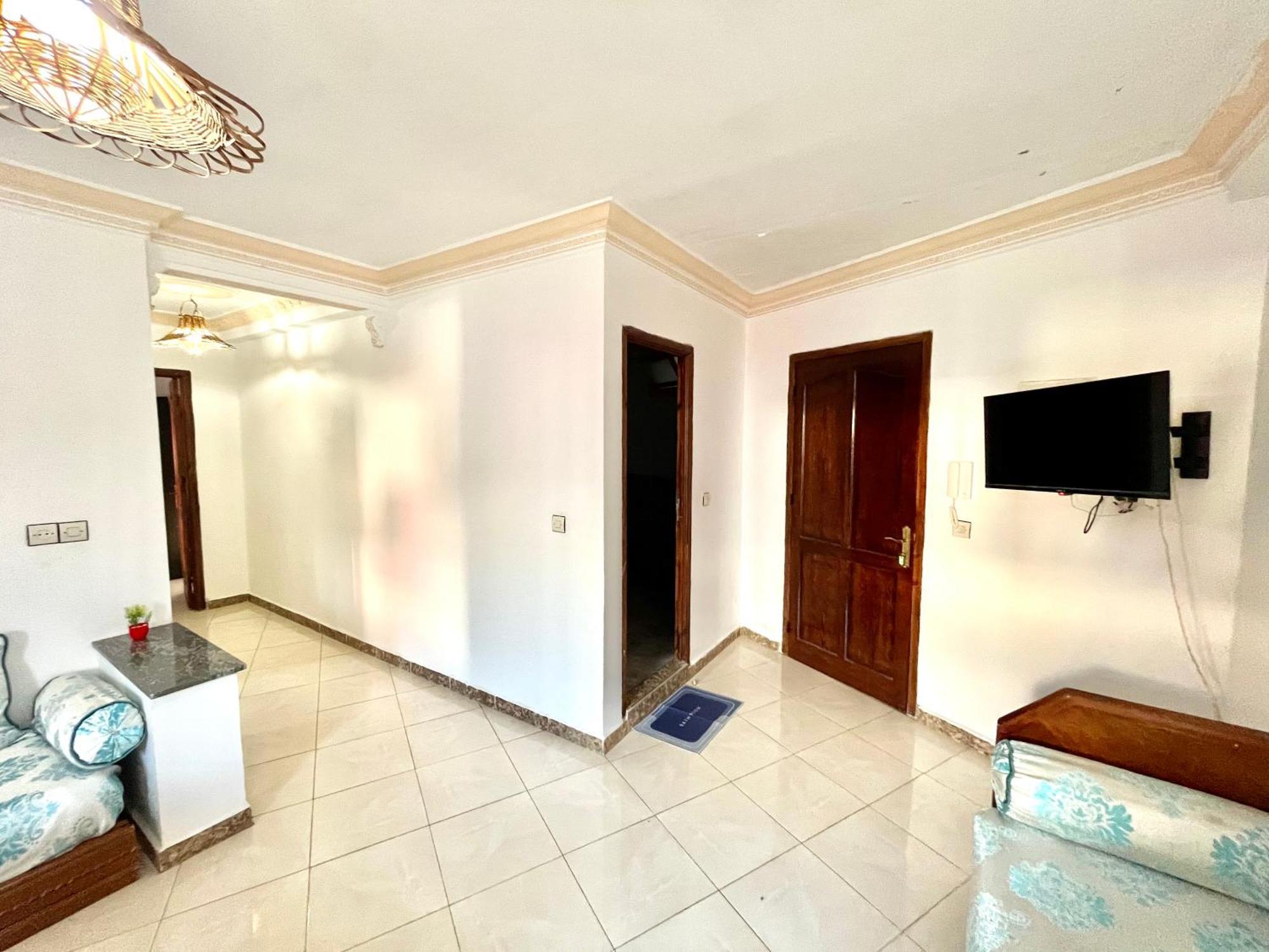 Moderno Apartamento En El Centro , A 3 Min Del Mar II Asilah Exterior foto
